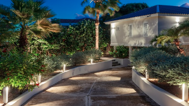 In-lite Outdoor Lighting